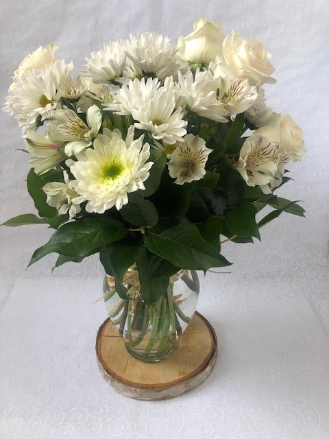 Flower Bouquet VS 9 at Gilchrist Florist